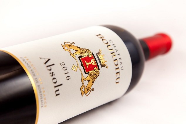 Vína z Bordeaux: Co potřebujete vědět o jednom z nejpopulárnějších vinařských regionů